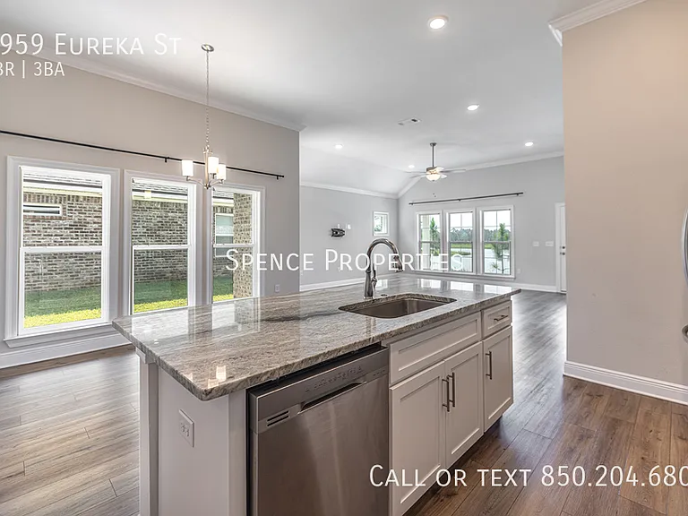 8959 Eureka St — Photo 20