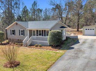 116 Flowers Rd, Greenwood, SC 29649