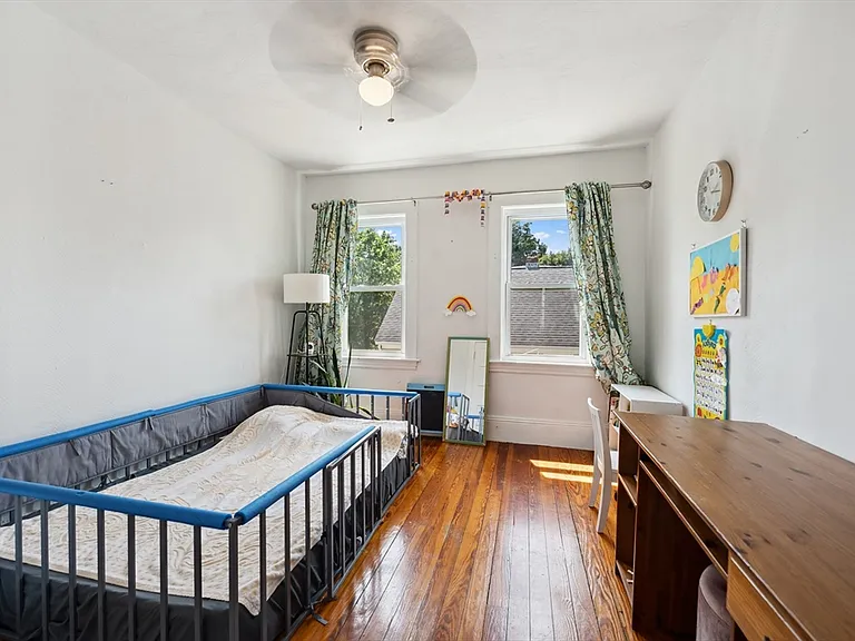90 Irving St #2 — Photo 11