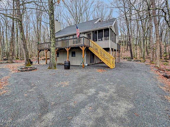 2nd image of 143 Rainbow Dr