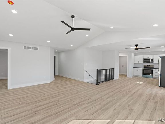 4th image of 3603 Central Ave