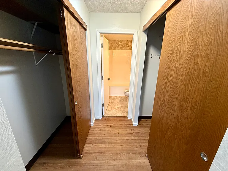 121 Washington Ave S #404 — Photo 20