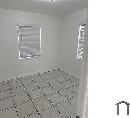 1405 NW 5th Ct — Photo 2