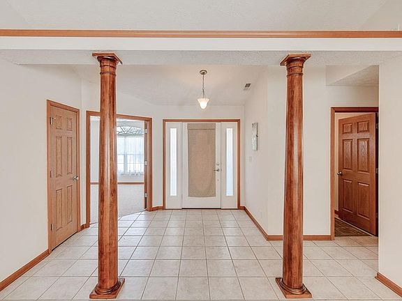 3rd image of 4113 Regal Valley Dr