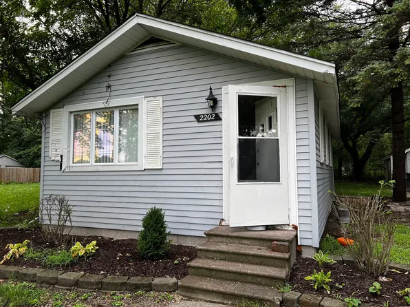 2202 182nd St, Lansing, IL 60438