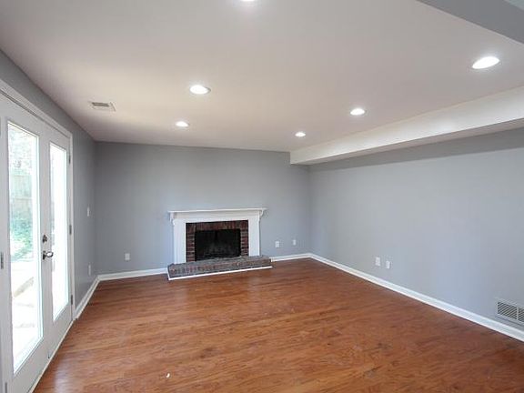 4th image of 2441 Empire Forest Dr