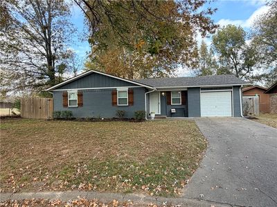 1021 W Granite St, Siloam Springs, AR, 72761