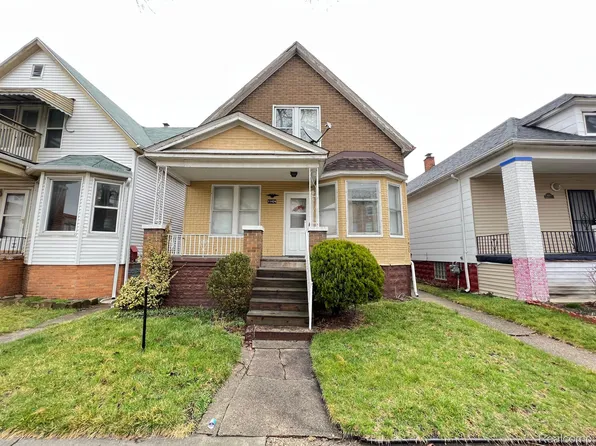11424 Gallagher St, Hamtramck, MI 48212
