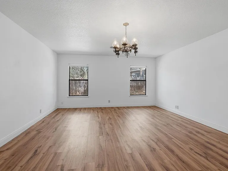 9231 Linbrooke — Photo 13