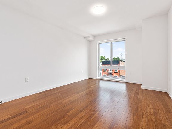 3rd image of 1320 Fulton St #503