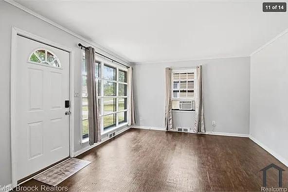 10431 Corning St — Photo 11