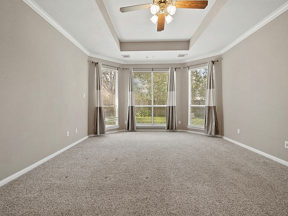 5th image of 2863 Love Ln