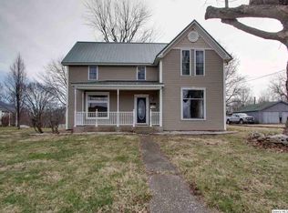 485 Greene St, Barry, IL 62312