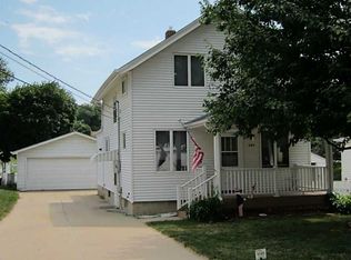 295 27th Ave SW, Cedar Rapids, IA 52404