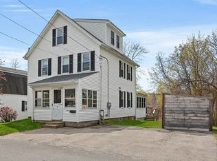 11 River St, Amesbury, MA 01913