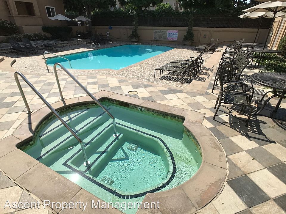 1st image of 3520 Lebon Dr Unit 5313