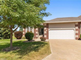210 NE Eaglewood Dr, Ankeny, IA 50021