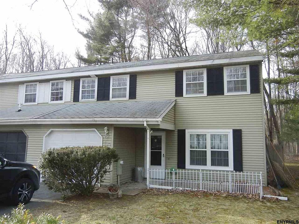 1st image of 40 Barkwood Ln