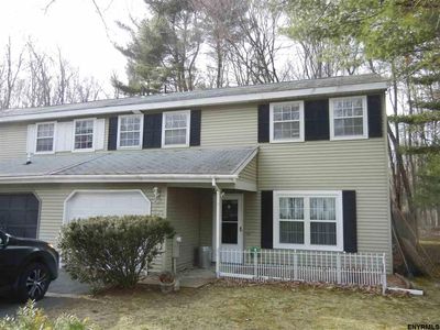 40 Barkwood Ln, Clifton Park, NY, 12065