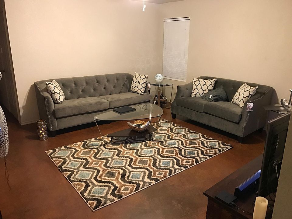1st image of 1615 Woodard Ave