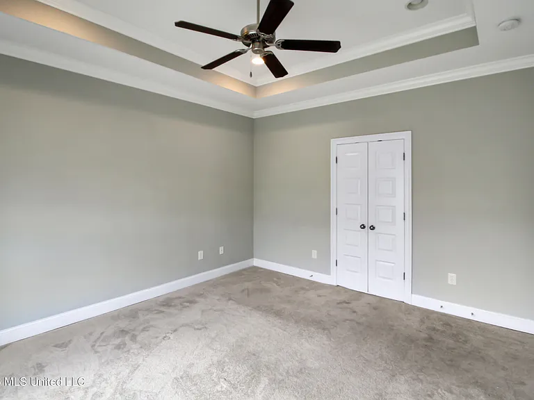 203 Buttonwood Ln — Photo 9