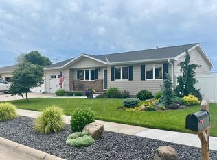 26 La Platte Rd, Kearney, NE 68845