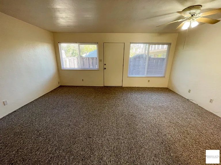 1001 8th St #6 — Photo 3