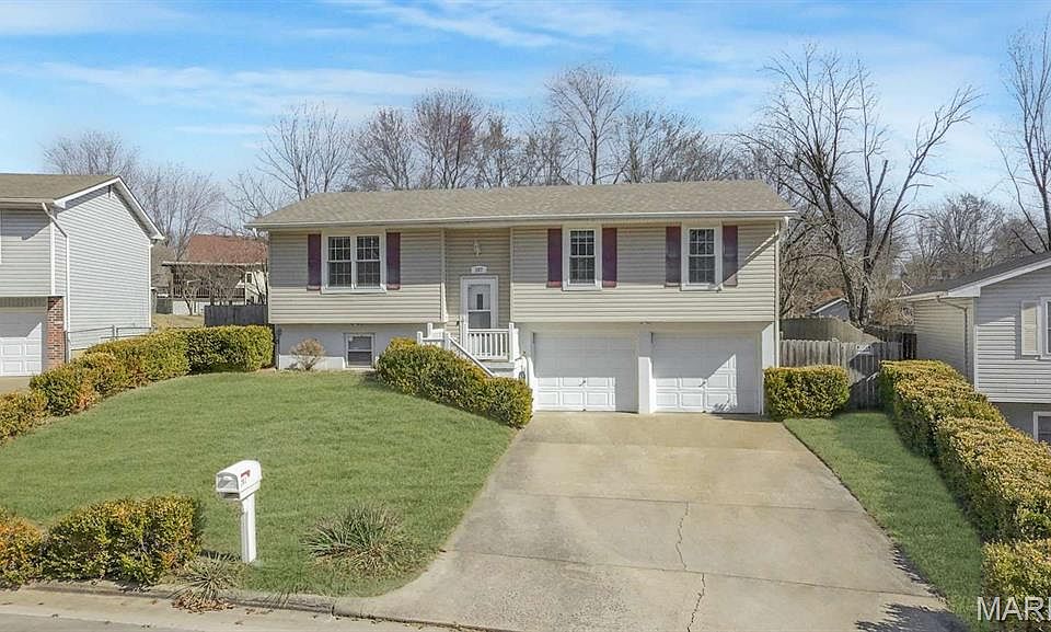 1st image of 207 Millpond Ln