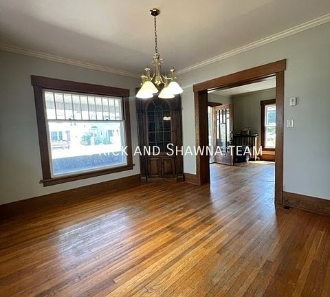 4th image of 1132 17th St NW