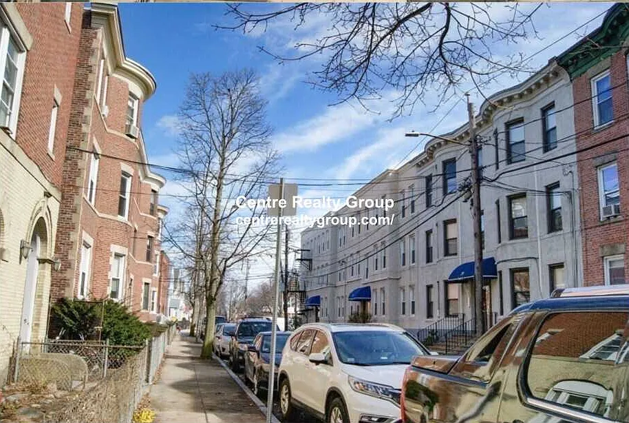 3 bed, $3,500 — Photo 2