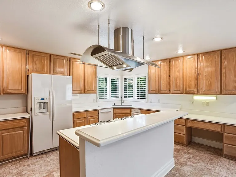 1023 Highlight Dr — Photo 9