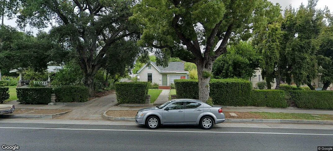 3 bed, 1324 sqft, $5,300 — Photo 1