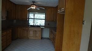 3rd image of 2530 SW Abelard St