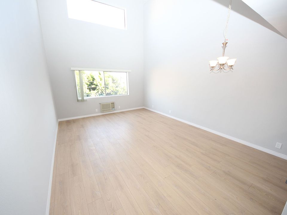 1st image of 1140 Venice Blvd #2