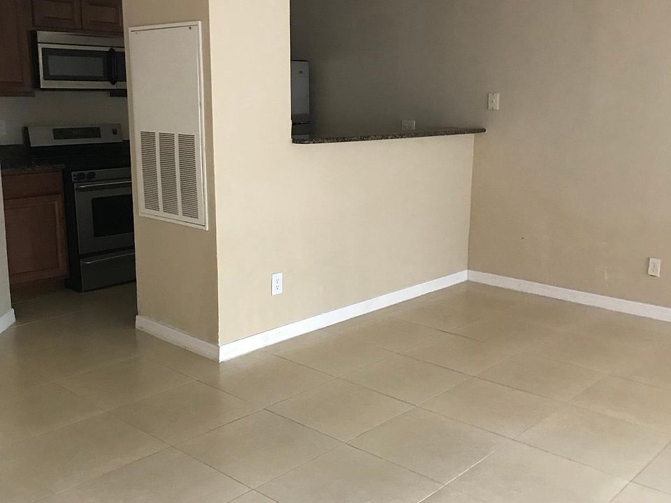 2nd image of 4756 Walden Cir APT 613