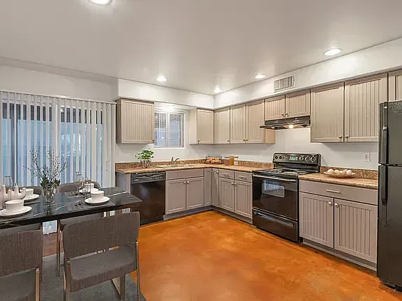 Sahuaro Point Villas — Photo 11