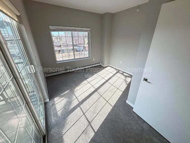 600 8th St S #302 — Photo 12