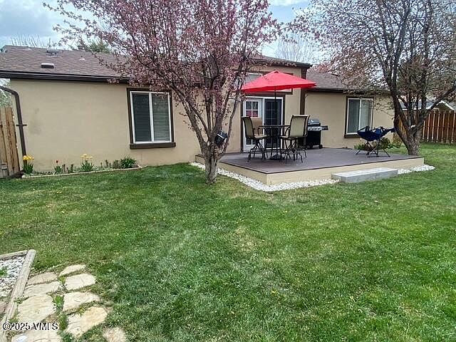 2nd image of 102 Aspen Grv