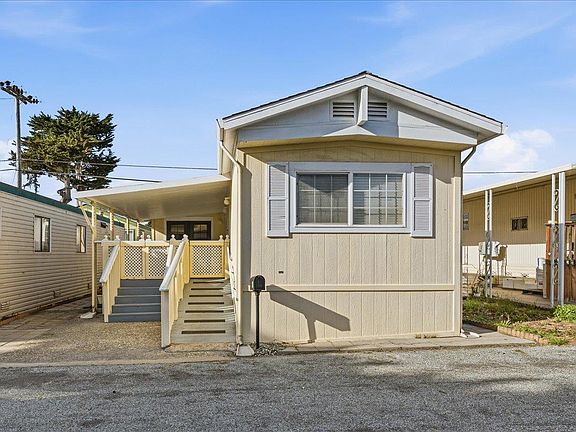 2nd image of 3128 Crescent Ave #4