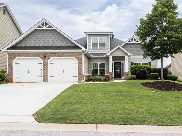 226 Lovelace Ct, Simpsonville, SC 29681