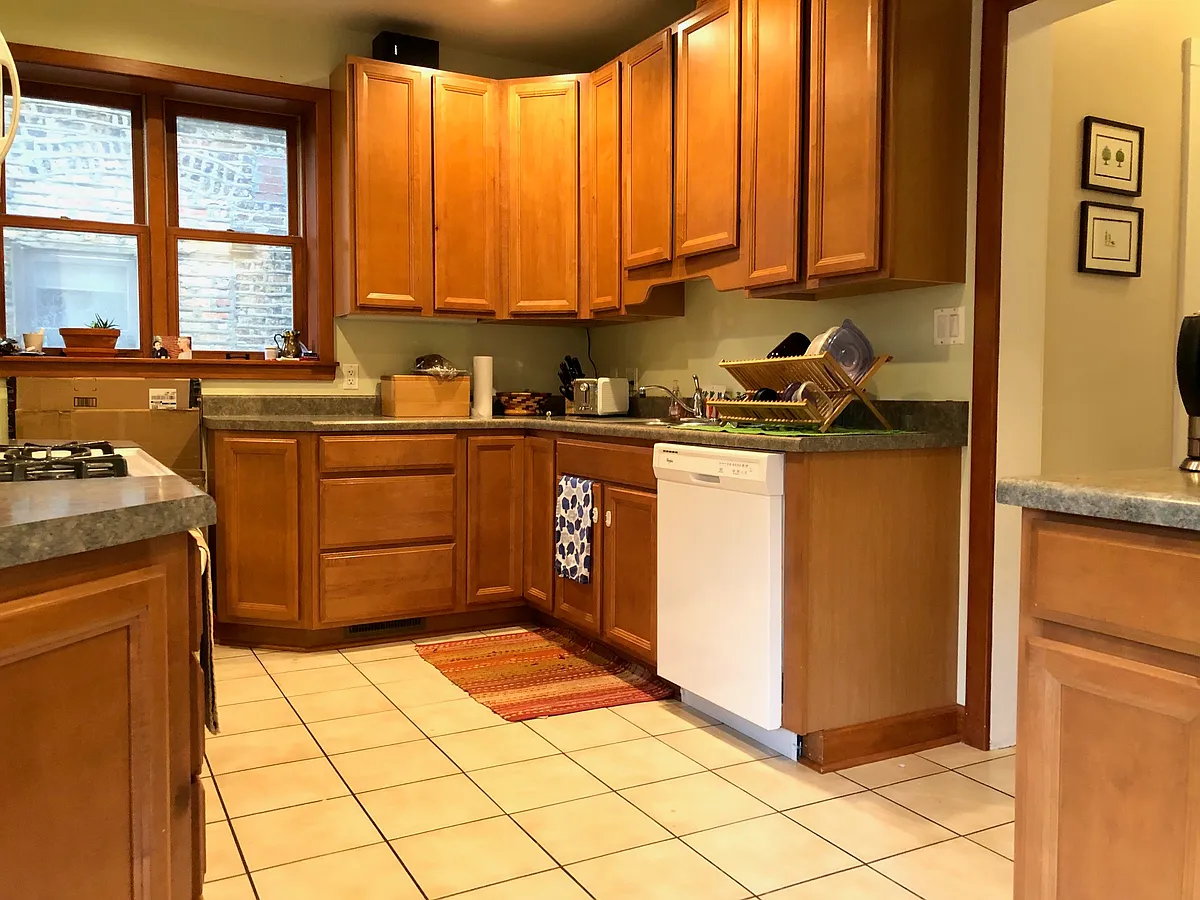 Building Photo - 930 W Gunnison St #1