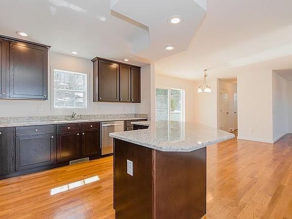 5th image of 19 Piedmont Ave