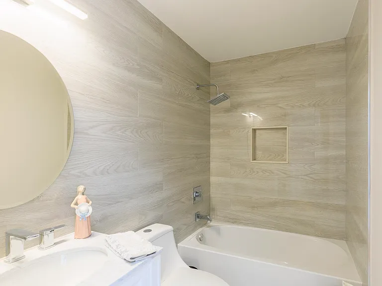 5241 Jog Ln — Photo 3