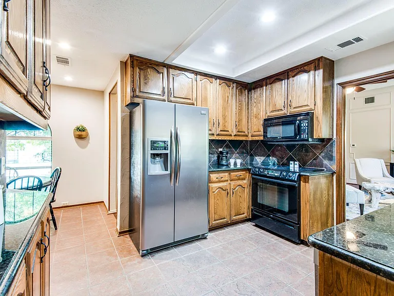 1624 Sutters Mill Dr — Photo 10