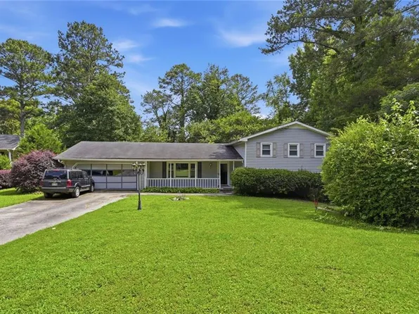4118 Rocky Ledge Way, Snellville, GA 30039