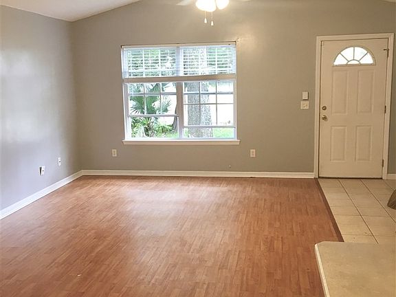 4th image of 57 Nesmith Ave