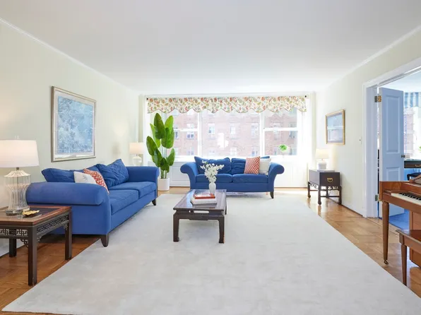139 East 63rd Street 11A image 1 of 13