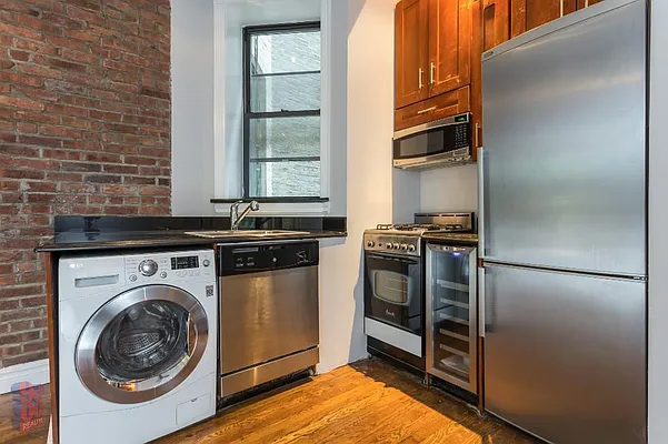 Rented by Centennial Properties NY | media 5