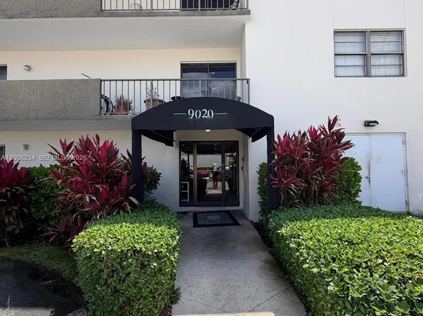 9020 NE 8th Ave APT 1D, Miami Shores, FL 33138