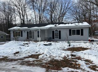 901 N Dodge Lake Ave, Harrison, MI 48625